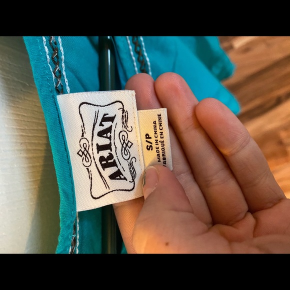 Ariat 3/4 Long Sleeve Blouse - Picture 3 of 3